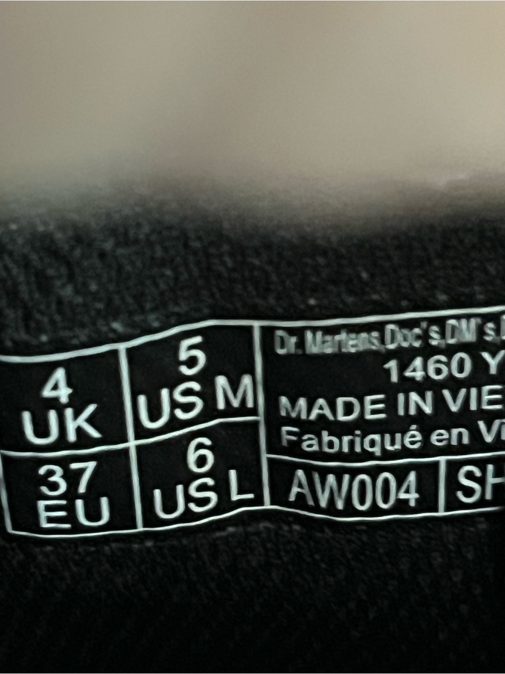 Dr Martens Unisex 1460 Y Pride Rainbow Combat Boot Black Leather Women’s Sz 5 - Picture 3 of 5